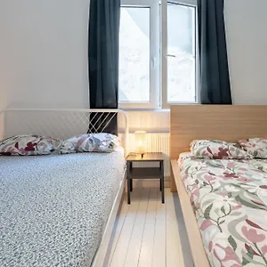 https://beautiful-cozy-apartments-in-the-heart-of-antwerp.hotelsantwerp.net