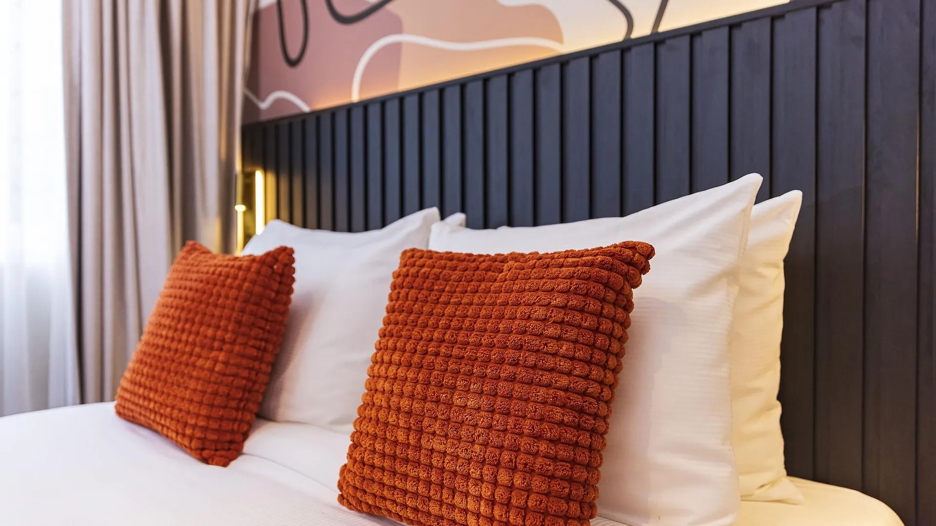 Huygens Place Amsterdam 4*,